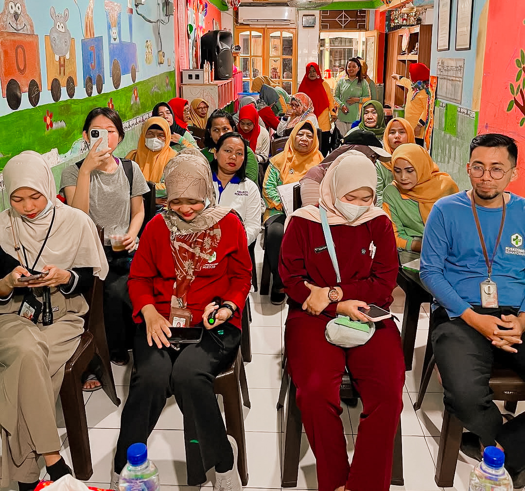 Monitor Pemberantasan Sarang nyamuk (PSN) di RW.013